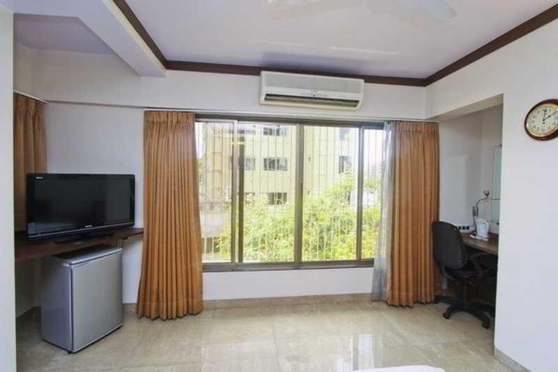 Jyoti Dwelling Hotel Mumbai Bagian luar foto