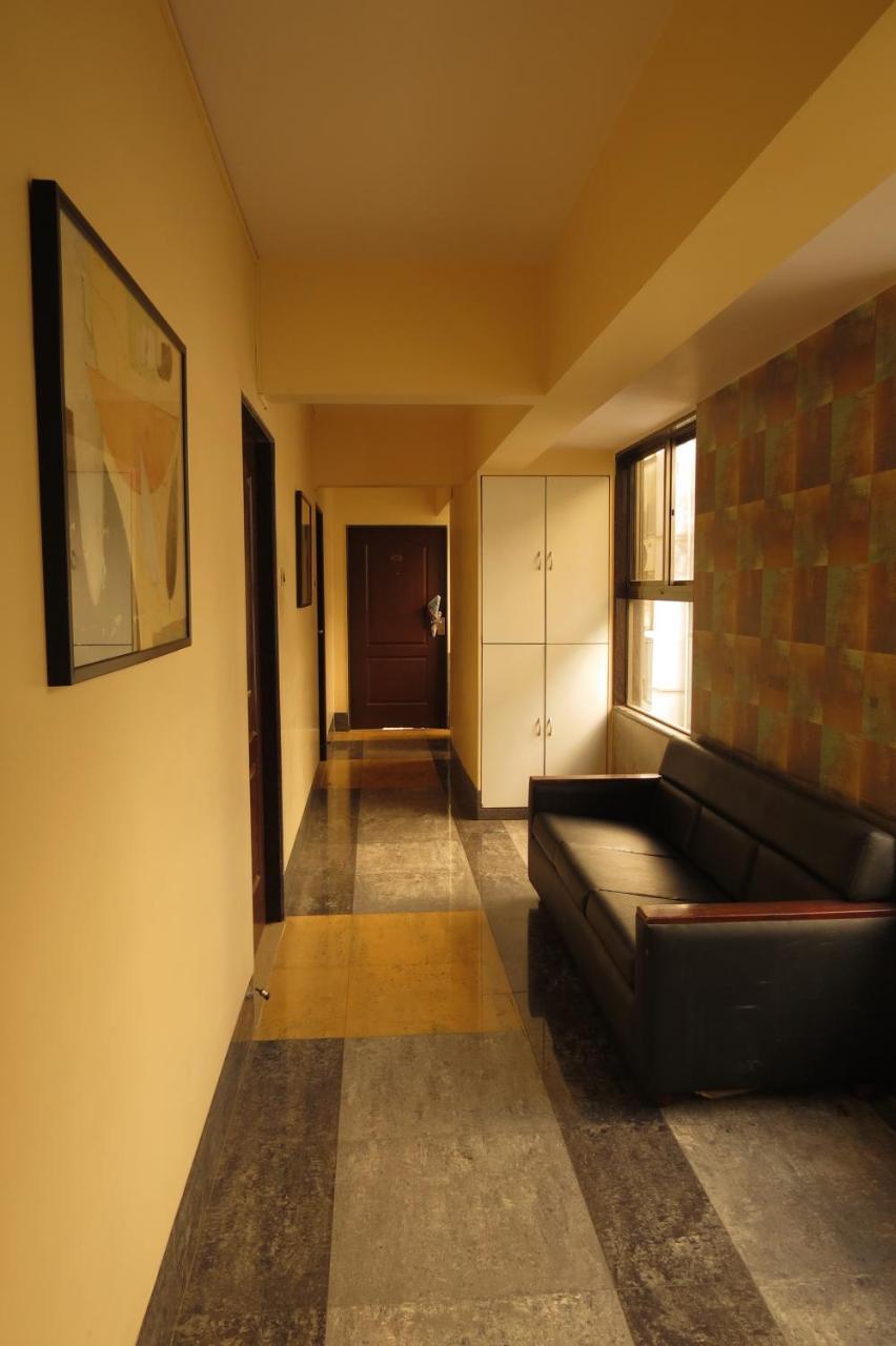 Jyoti Dwelling Hotel Mumbai Bagian luar foto