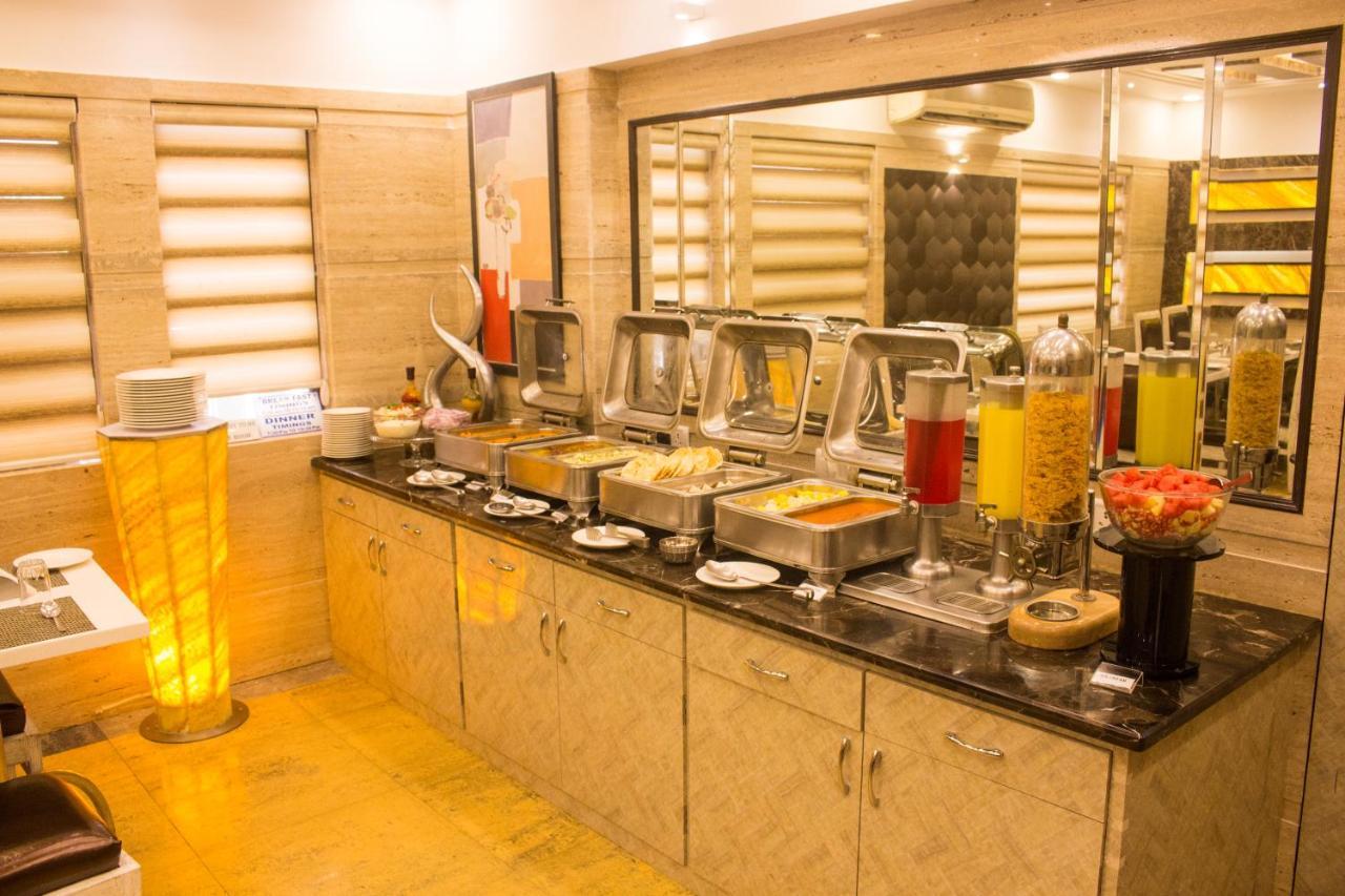 Jyoti Dwelling Hotel Mumbai Bagian luar foto