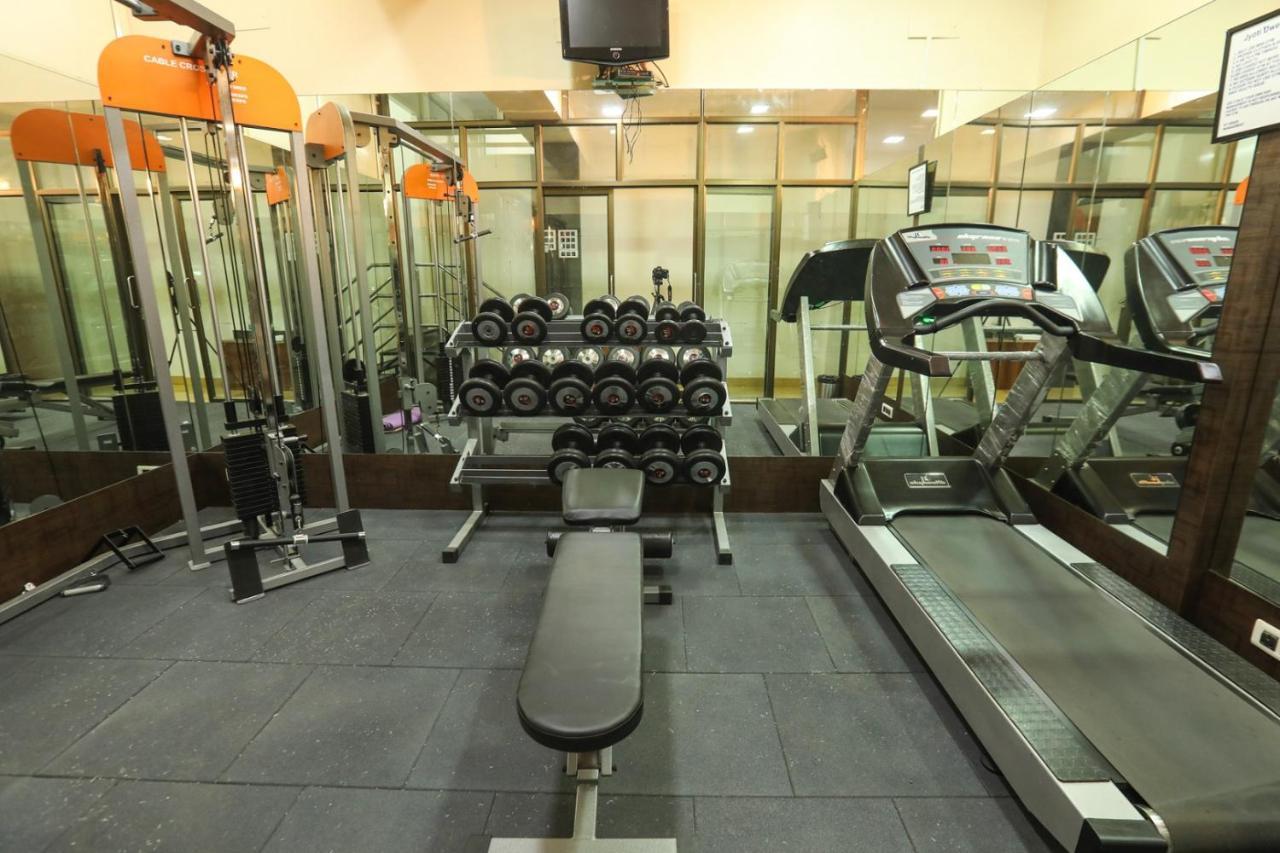 Jyoti Dwelling Hotel Mumbai Bagian luar foto